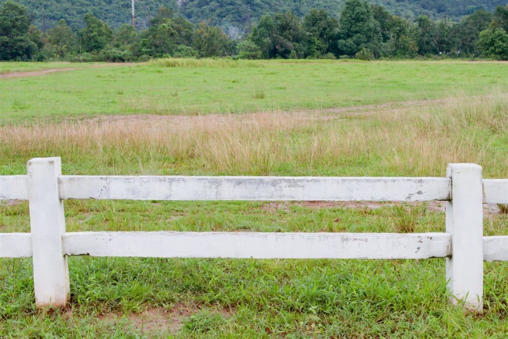 White-wooden-fence - M4 Ranch Group