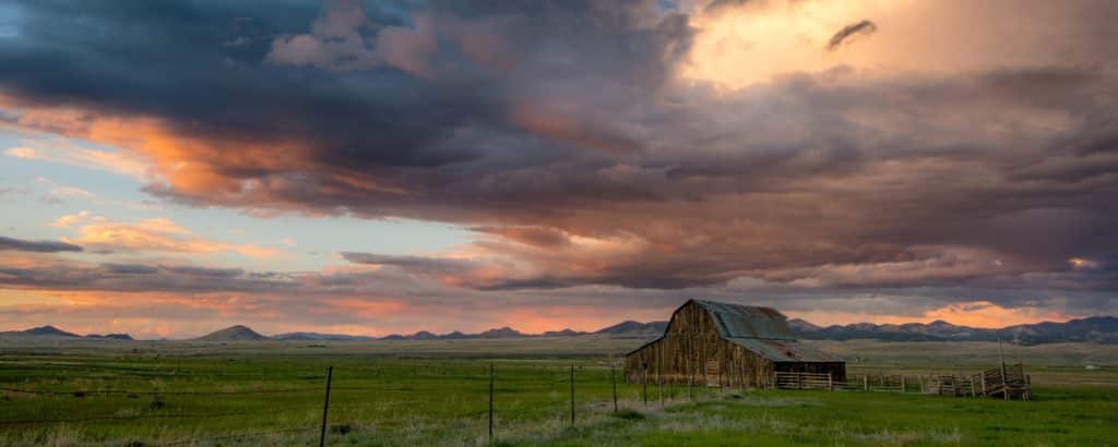 ranch in colorado western