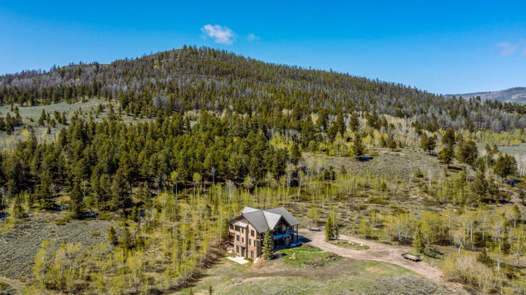 Peak Panorama View Homestead For Sale | Eagle Ridge Ranch